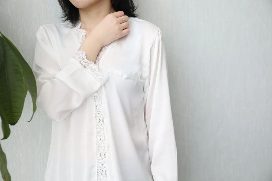 香奈儿丝绒家居服,香奈儿家居服女可外穿