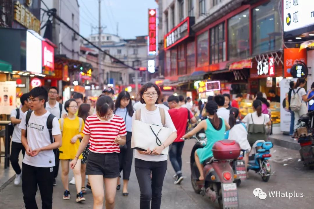 财大后街热闹么,财大后街现状图片