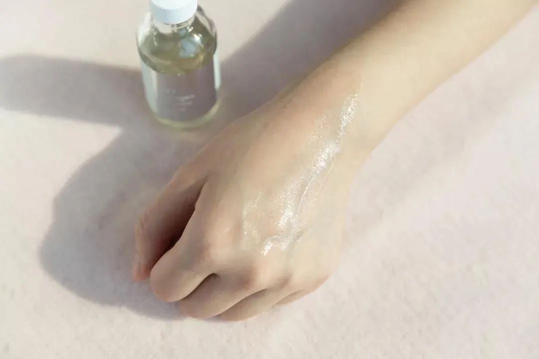 推广一个月没有任何效果,美容院脸部抗衰提拉紧致手法