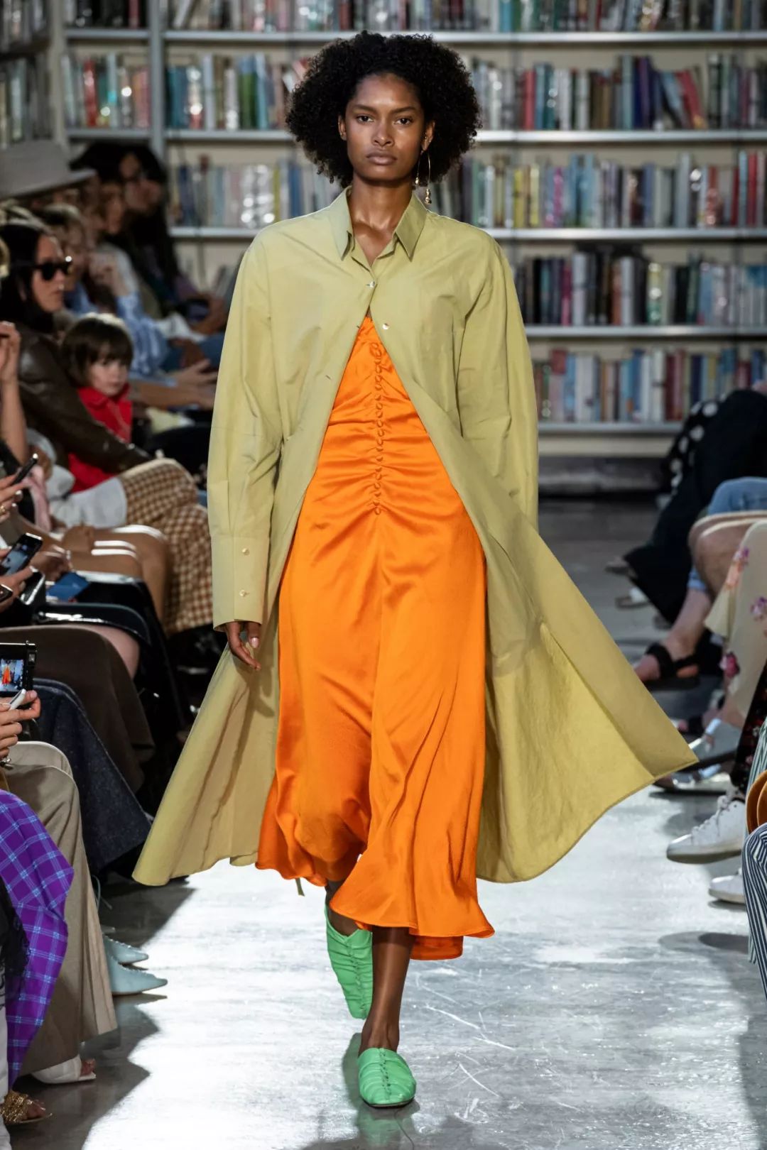 色彩趋势｜2020十大流行色彩趋势与搭配指南