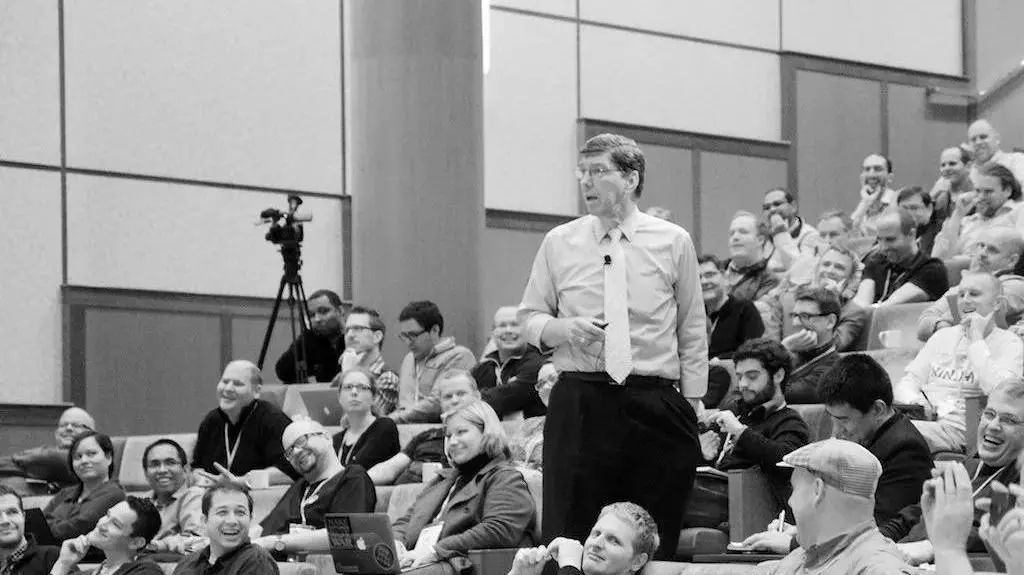 克里斯坦森营销思维,克里斯坦森重塑商业模式