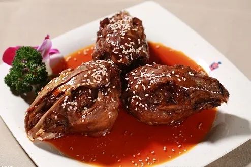 成都知名兔头,成都兔头有多久历史