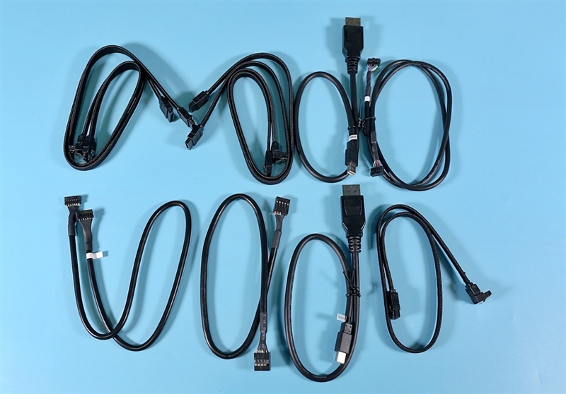 华硕ROGMAXIMUSXIIEXTREME主板评测：为什么它能值8999元