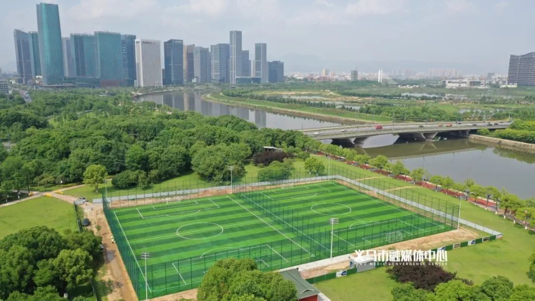 义乌开放足球场,义乌博览中心足球场在哪