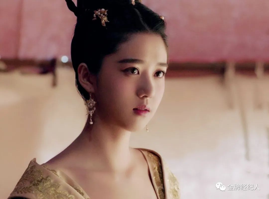 李凯馨高颜值有才华,李凯馨惊艳美照