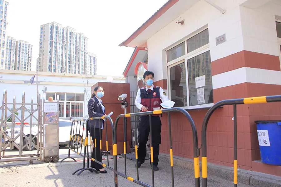 我校顺利通过学生返校督查验收,学校顺利通过核验