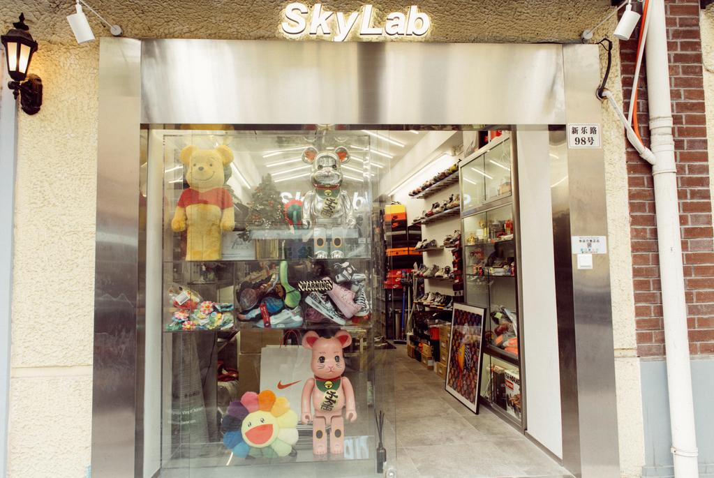 球鞋超好超好看也便宜的球鞋推荐,全世界排名前十的球鞋店铺