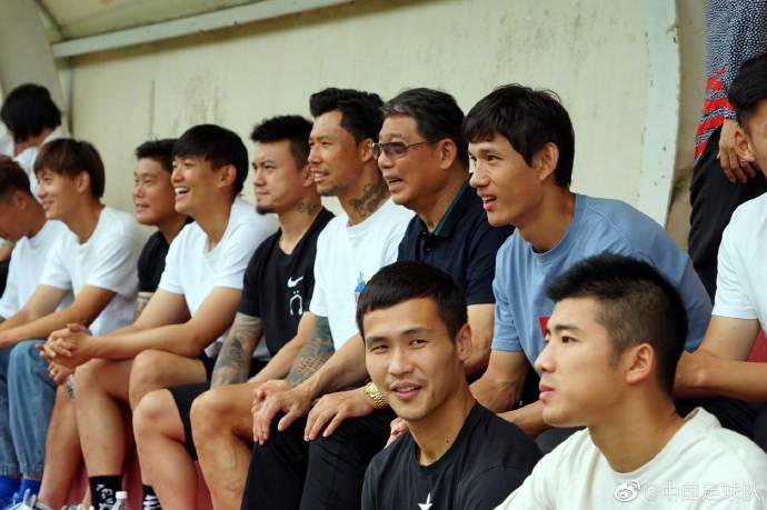 国足对徐根宝的感谢信,国足徐根宝亚洲杯