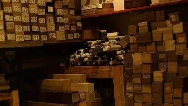 日本回流书画,日本回流的书画作品是真迹吗