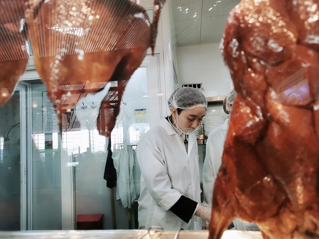 机场餐饮归哪个部门监管,机场安全监察员待遇