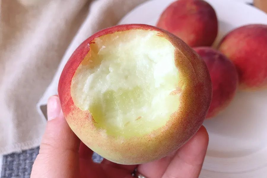 拼团|嫩得掐的出水的“蜜桃臀”，白里透红，一咬就爆汁！每一口都是满满少女心