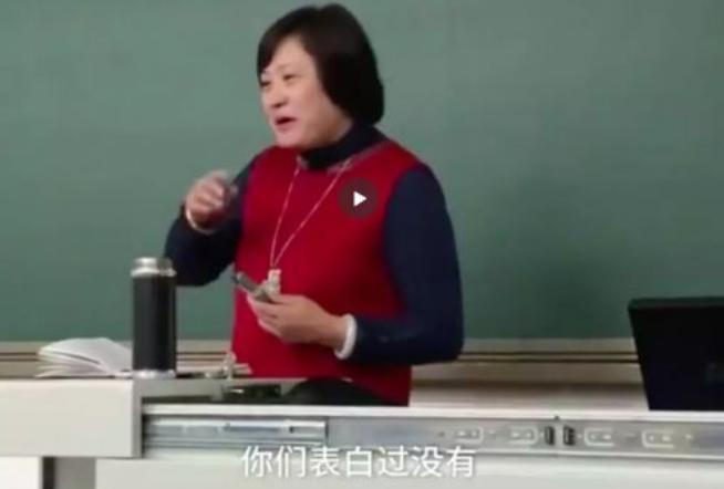 我们需要的恋爱课，都被*子骗**们搅黄了|原创