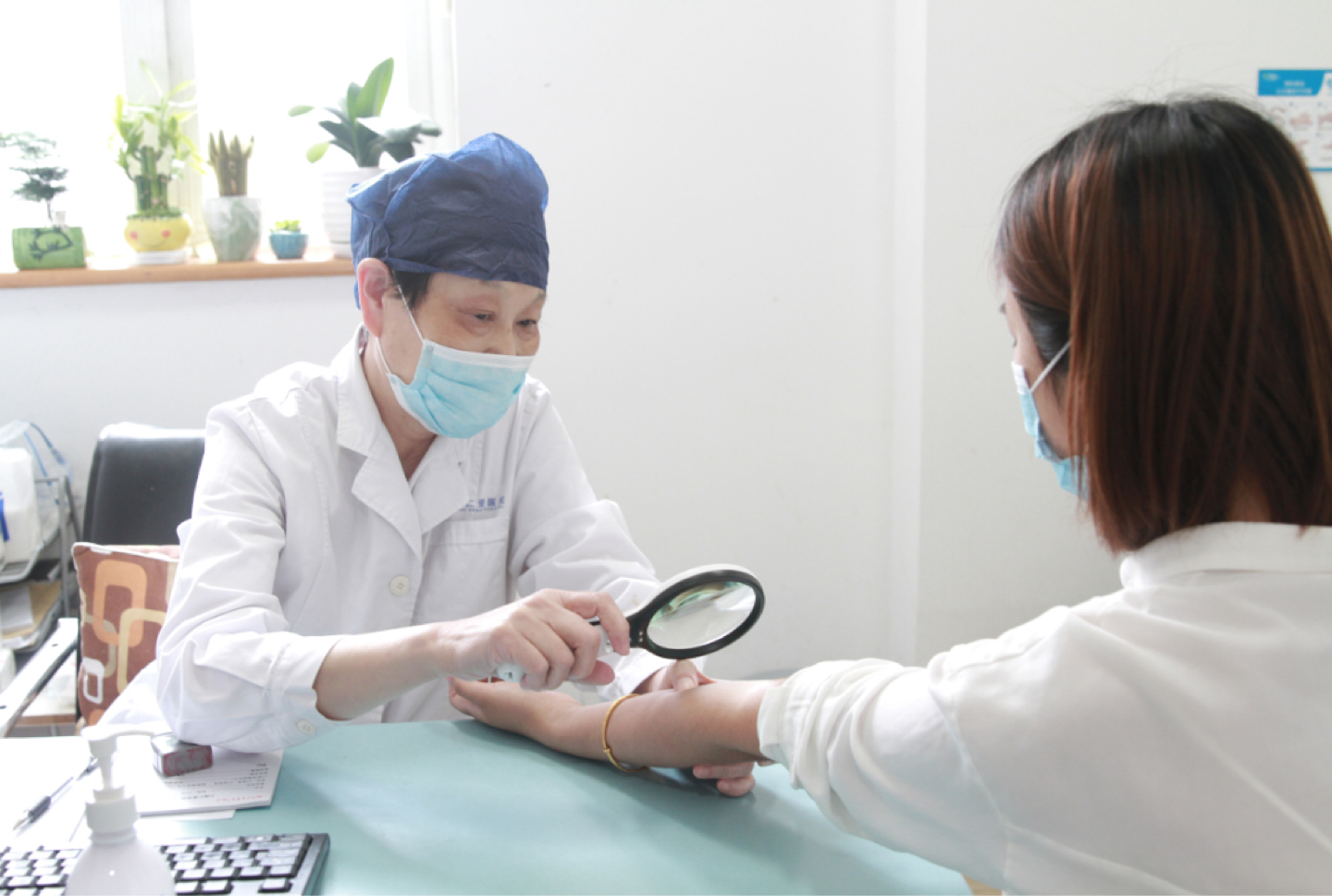 申城阴雨最新消息,申城明起阴雨多气温