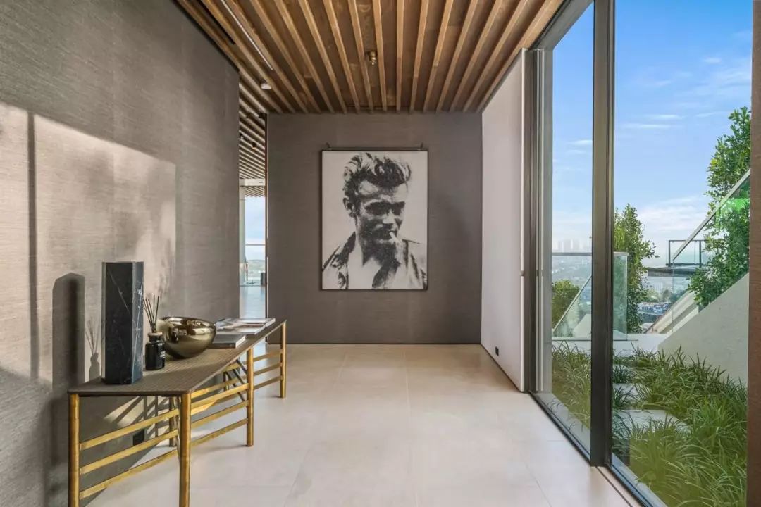 给大家介绍一下3000万的豪宅,价值10亿这样的豪宅你见过吗