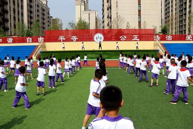 高青县千乘湖小学：“一师一品”体育特色课堂让学生爱上运动