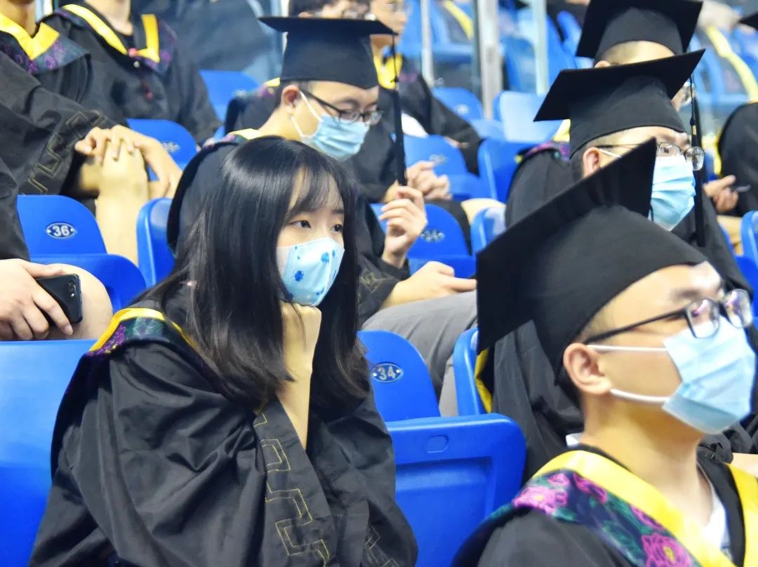 毕业季愿我们前程似锦顶峰相见,毕业后愿我们顶峰相见