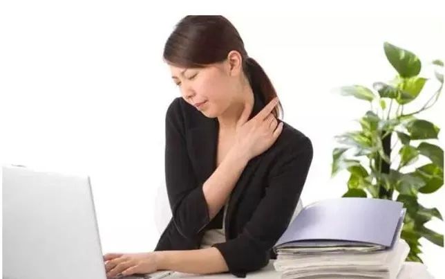 肩背部疼痛吃什么药能缓解,肩外侧疼痛怎么回事