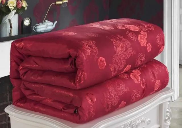 蚕丝被被别人盖过,长期盖蚕丝被的害处