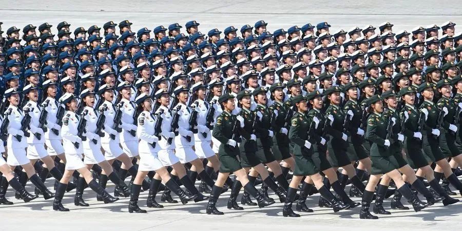 想当女兵上啥学校,想当女兵要什么条件