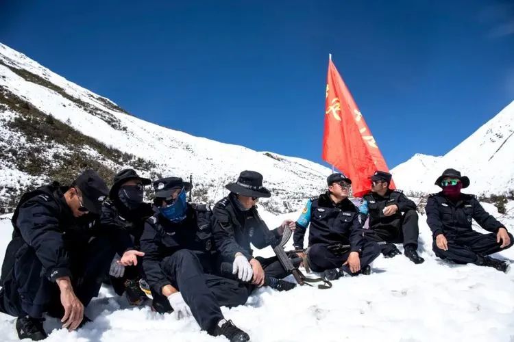 他们不是山神，却是虫草山上的守护神！