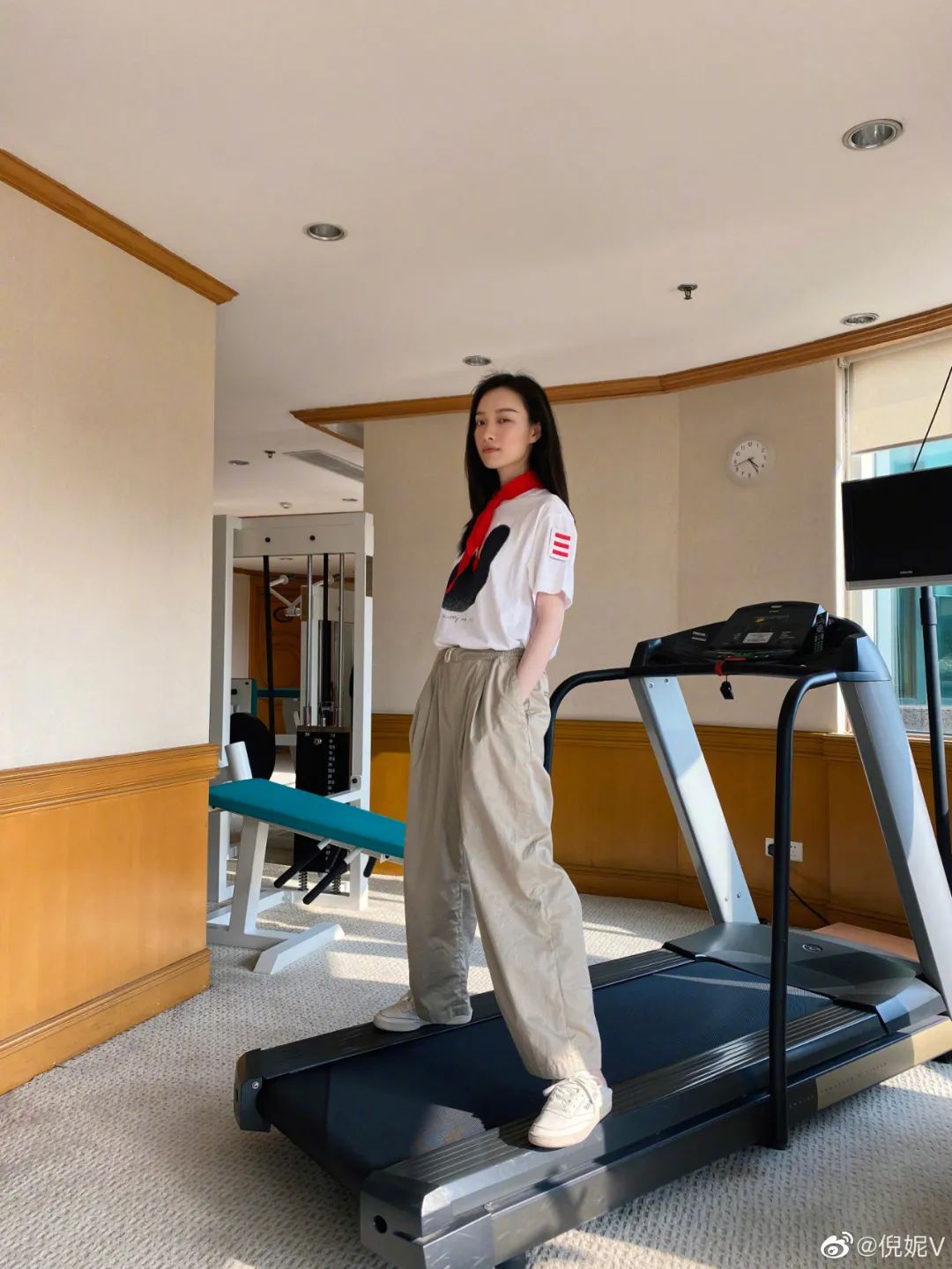 买了100双鞋,买了双500的鞋子