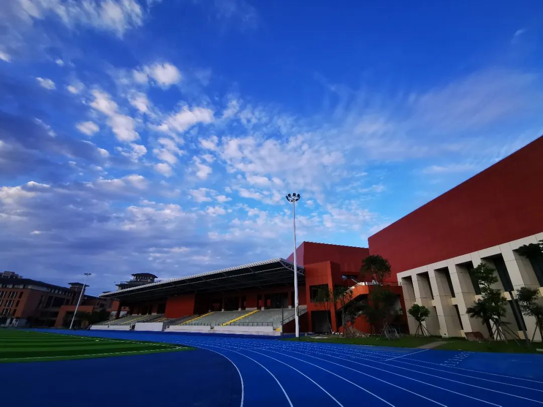 福州三中滨海校区什么时候开校,福州三中直播