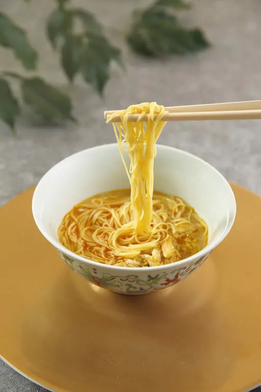 上海名豪：“富豪饭堂”乘风破浪20年|饭醉行