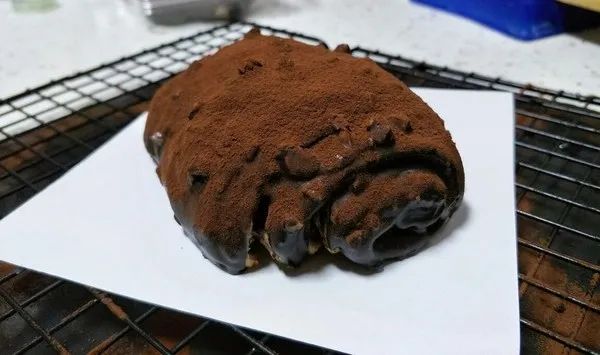 网红脏脏包真的假的,网红脏脏包过期了还能吃吗