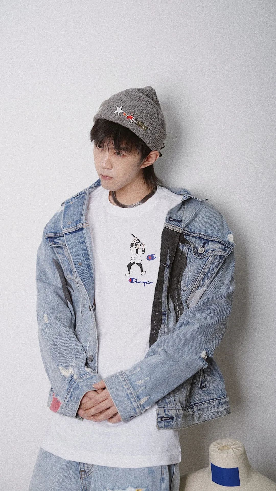 5款全新ChampionT恤将在得物App线上独家发售