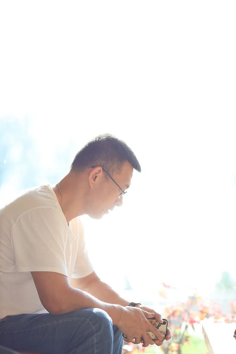 染了彼此乡愁，从此长途跋涉