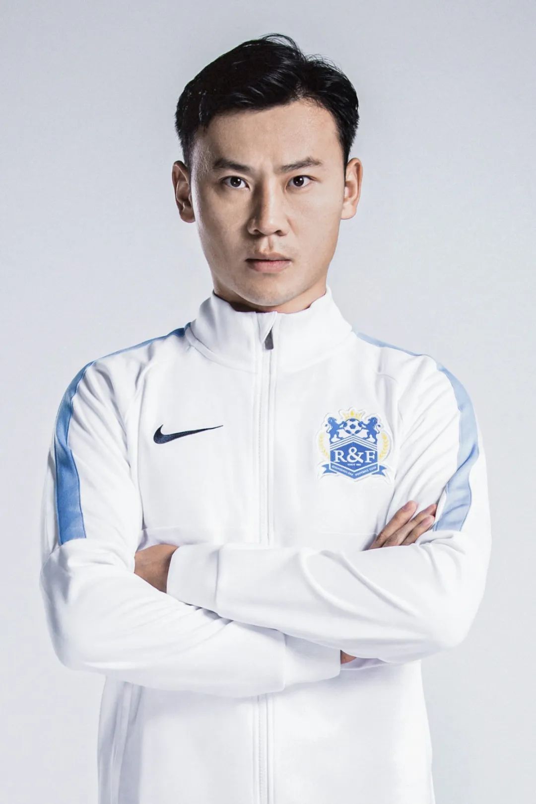 我们的全家福来啦!还有帅气的定妆照