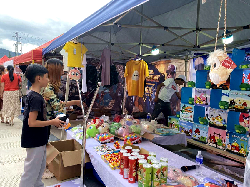 丽江最大的地摊生意,丽江卖烧烤摆摊需要投资多少钱