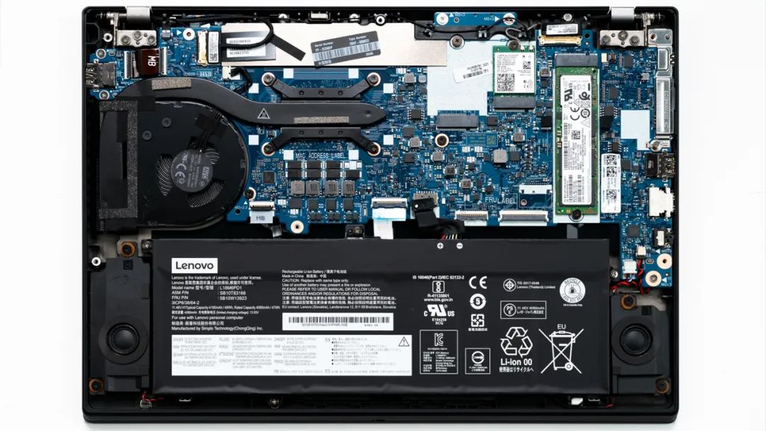 聊一款配置极高的薄型笔记本,聊一台真正的轻薄笔记本