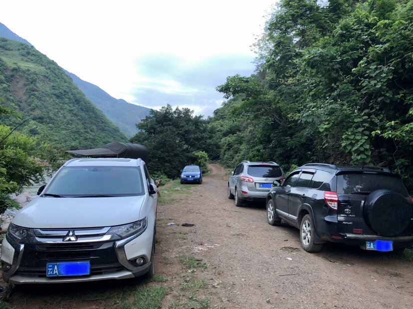 雷打滩水电站钓棚图片,雷打滩水电站钓鱼棚电话