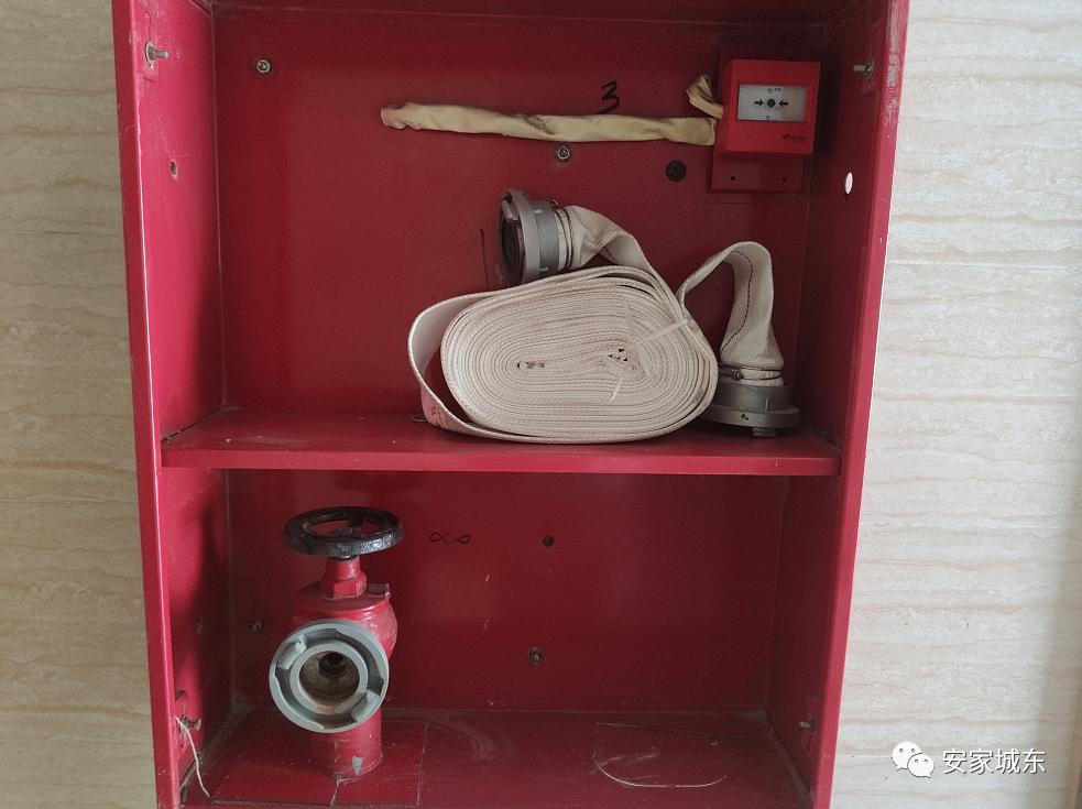 小区堵车物业处理不了,小区内经常堵车怎么投诉物业