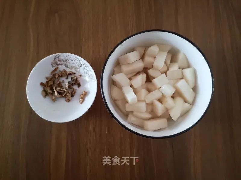 秋燥简单梨汤怎么做,秋燥梨汤的做法大全