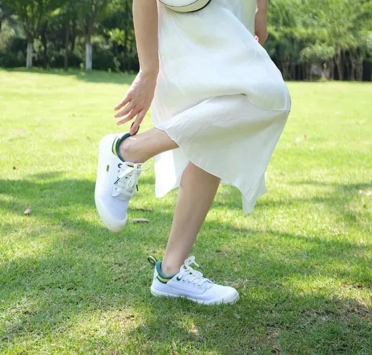 《姐姐》到四公，姐姐们已成专业运动鞋鉴赏团