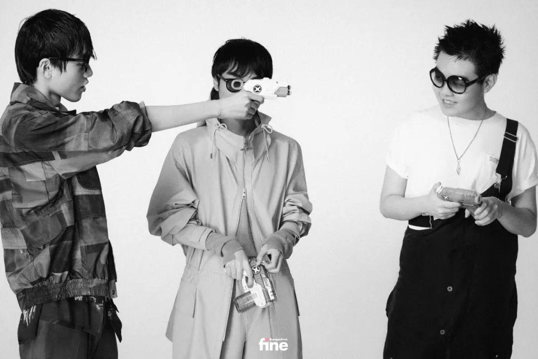 换上西装全员潮男TES时尚先生专访:凶不凶