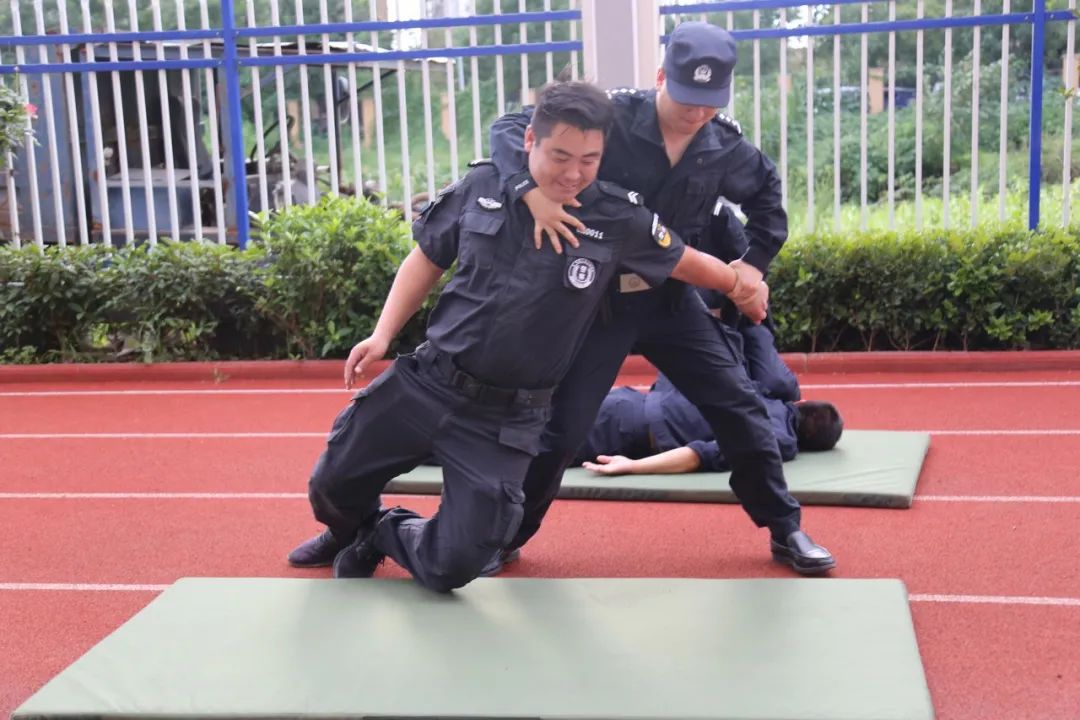 公安实战大练兵纪实,全国公安机关警务实战大练兵