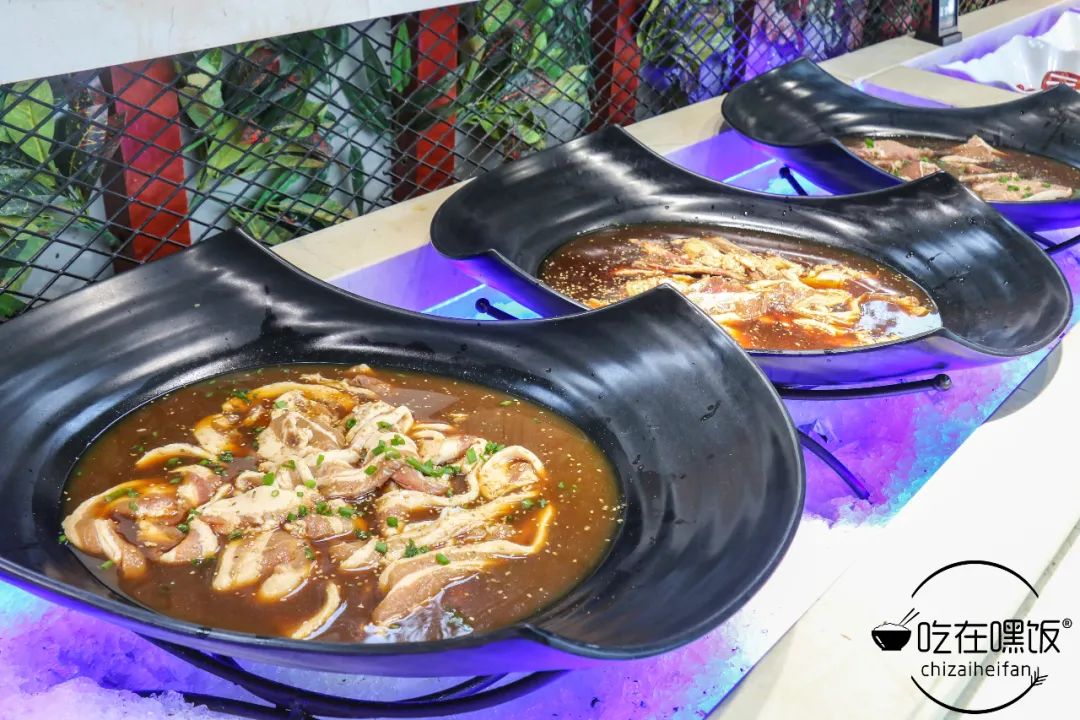 来哈尔滨必打卡的烤肉自助餐厅,哈尔滨最高档海鲜自助火锅