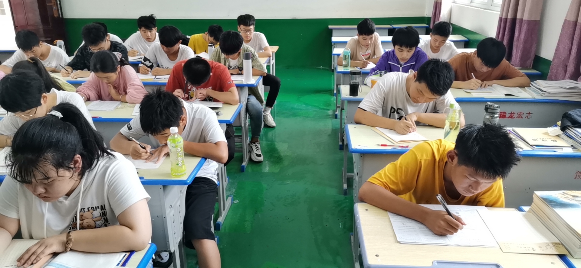 南阳豫龙宏志中学高中,南阳市高新区豫龙宏志学校