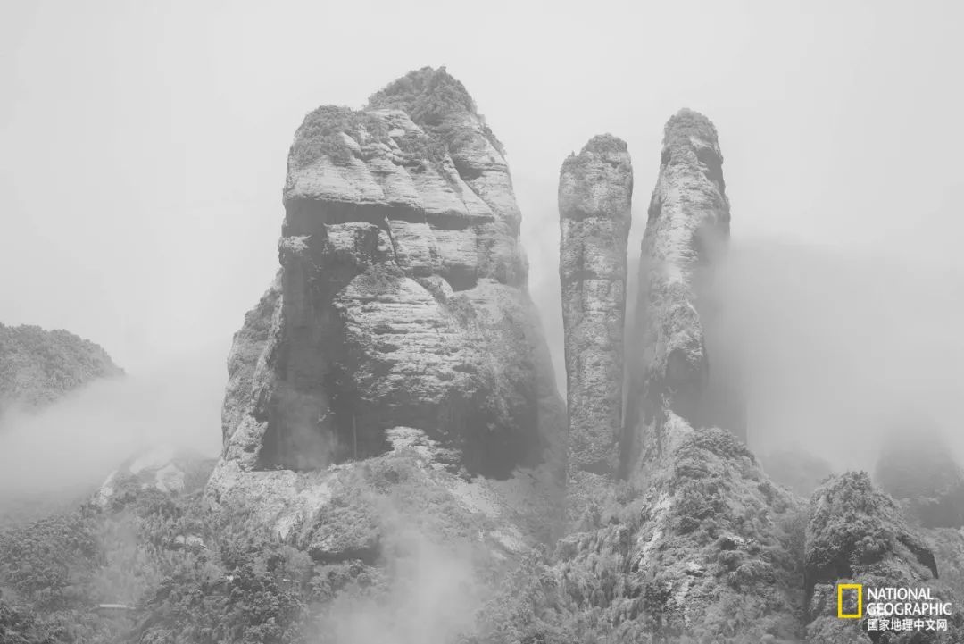 江郎山，刺破天