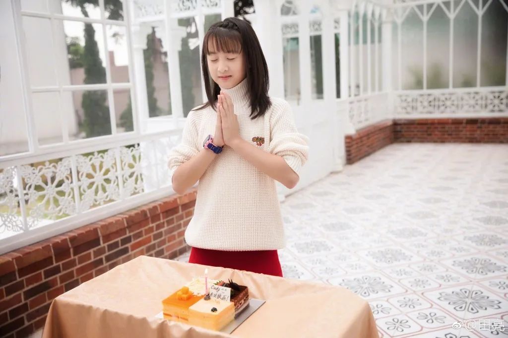 美少女健身最火视频,健身女孩热搜