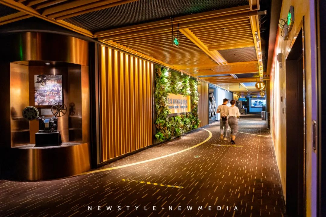 搞大事！这个购物中心用一张卡就能吃遍