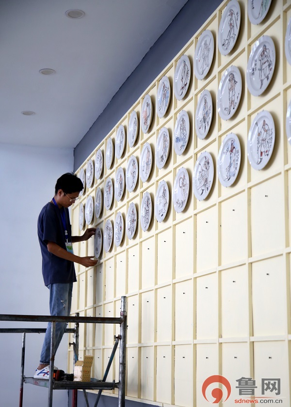 张明文二十年匠心巨制：瓷盘“忠义英雄新传”创作记