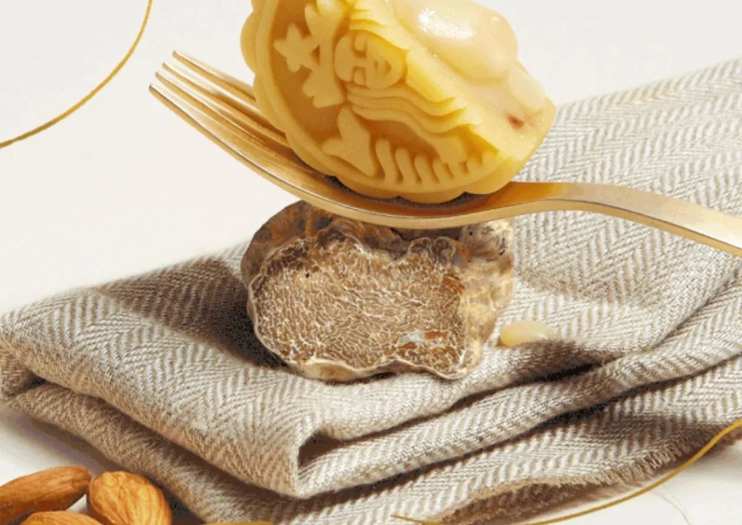 燃到不敢认！国货品牌月饼太美了，连老外都要疯*搞狂**代购