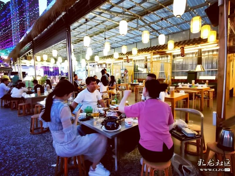 昆明西山南亚风情第壹城,昆明之夜不夜城