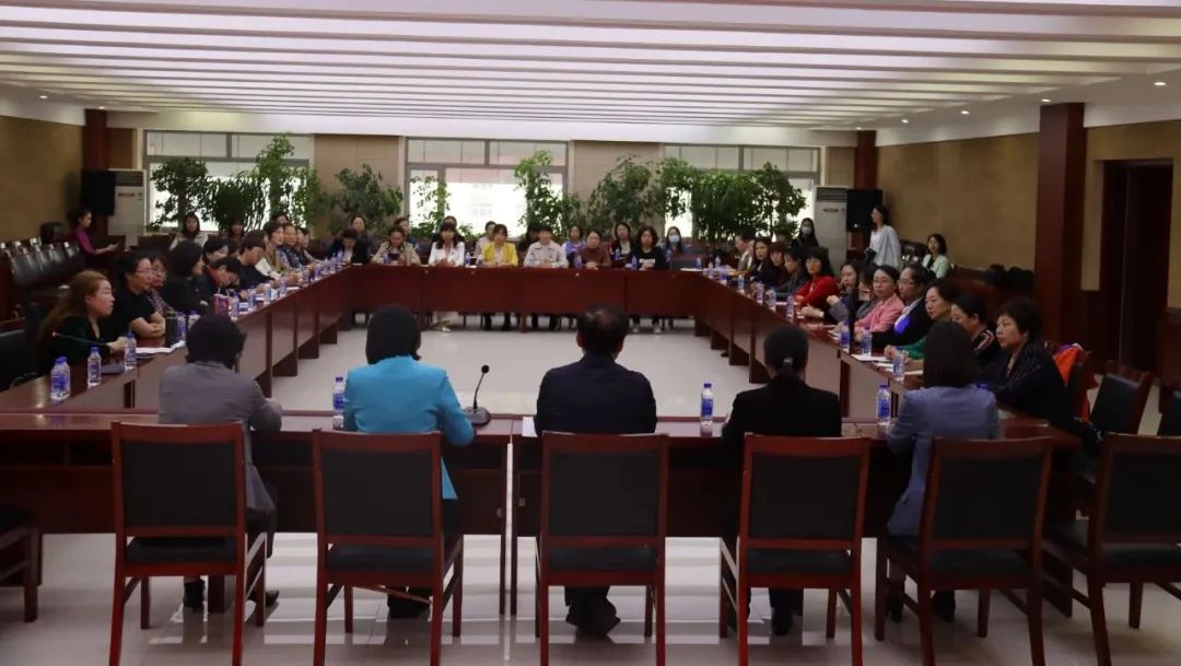 【你好，十二大】内蒙古自治区妇女第十二次代表大会通辽代表团启程