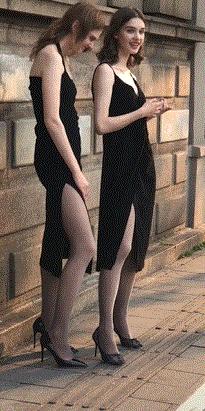 扁桃早上回家发现邻居老王......