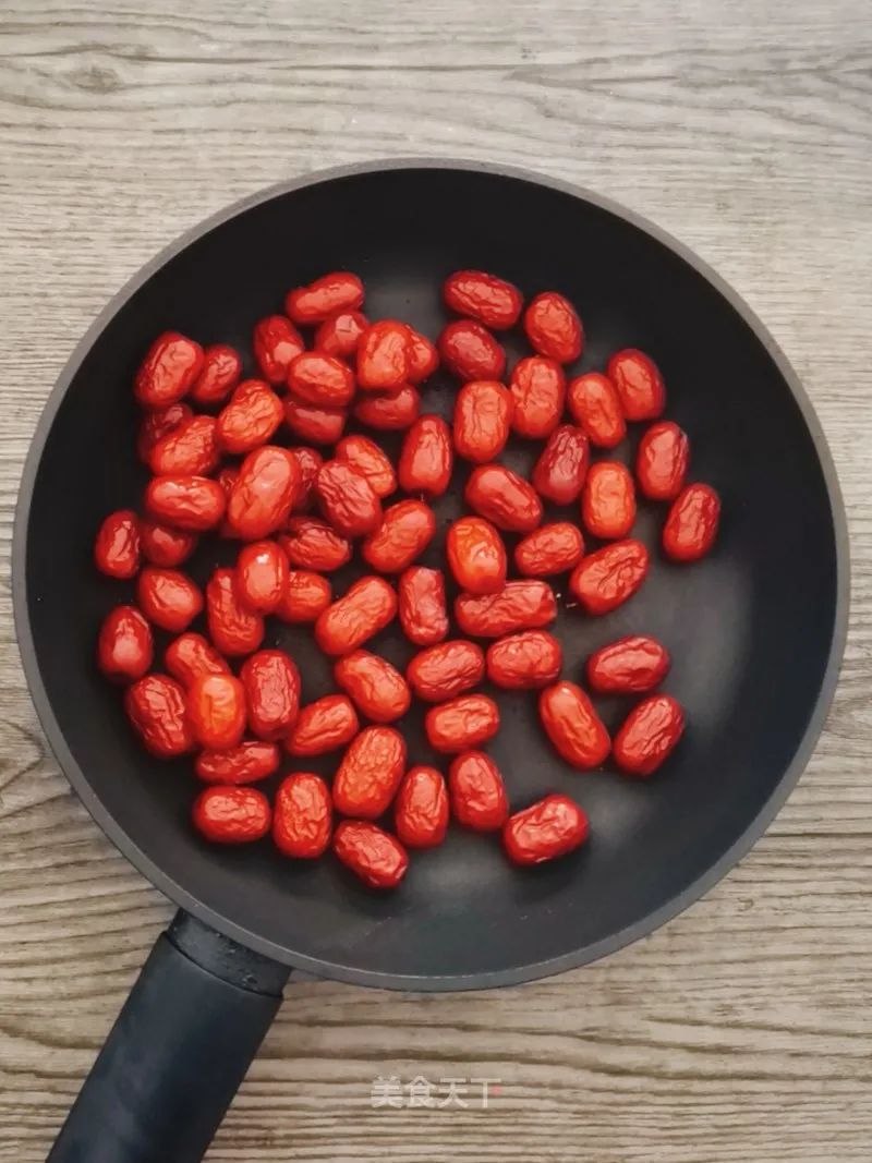 一日吃三个枣容颜不会老,一日吃三蒸枣终身不显老